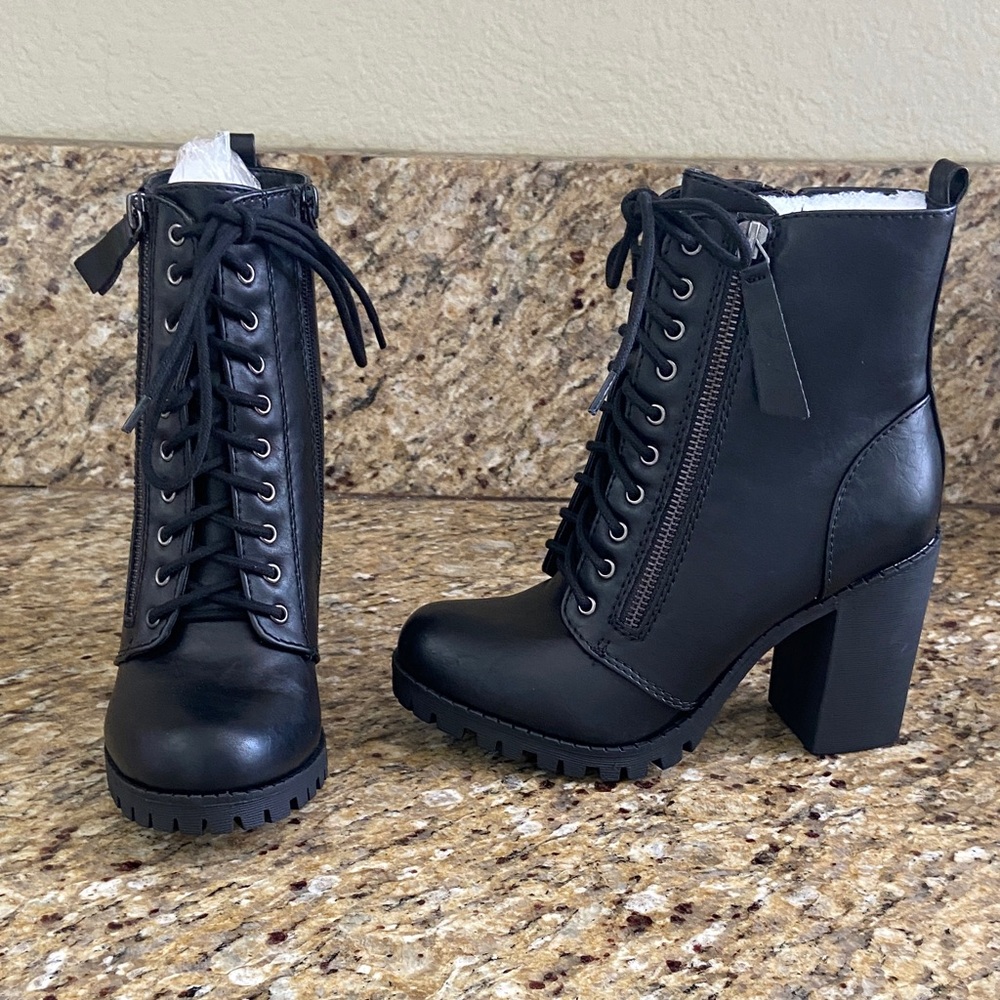 Soda Black Moto Block Heel Boots Style  Malia S Brand New 4 inch block heel